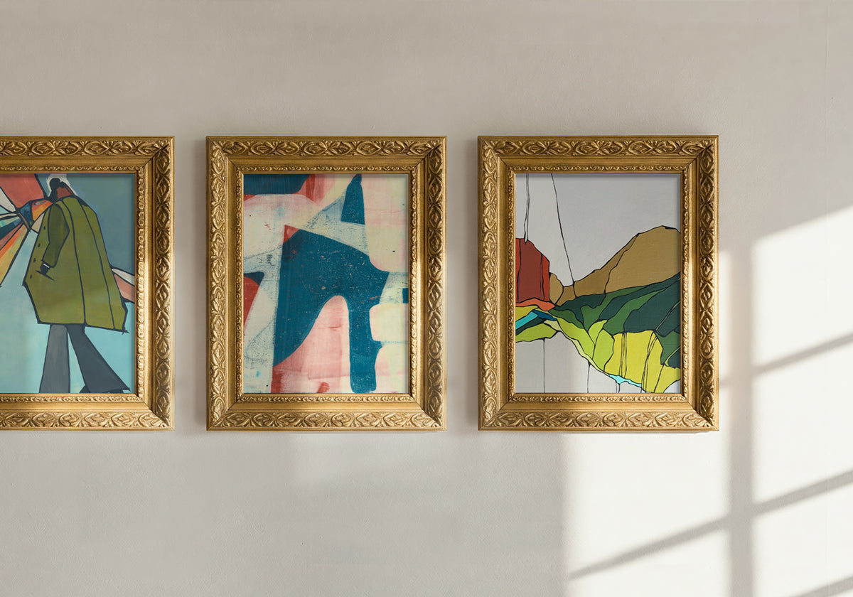 THE ART OF CONTRAST: VINTAGE FRAMES AND MODERN ABTRACTS